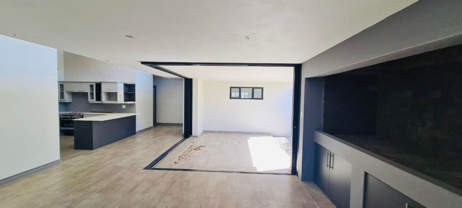 3 Bedroom Property for Sale in Stilbaai Wes Western Cape